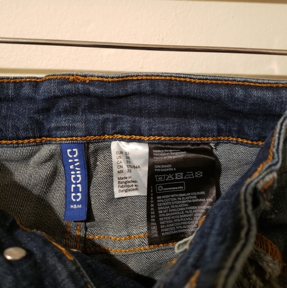 🦋H&M Distressed Quality Washed Denim Ripped Jeans - Picture 3 of 4